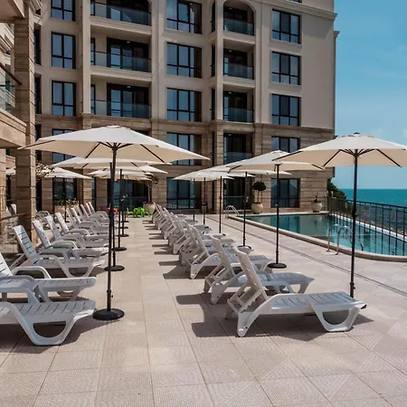 Cabacum Pleasure Beachfront - 50m To And Pool Aparthotel