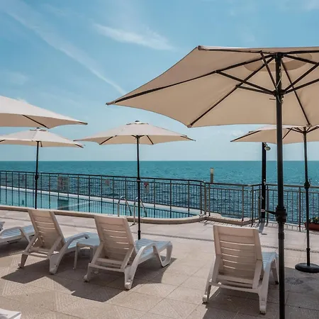 Aparthotel Cabacum Pleasure Beachfront