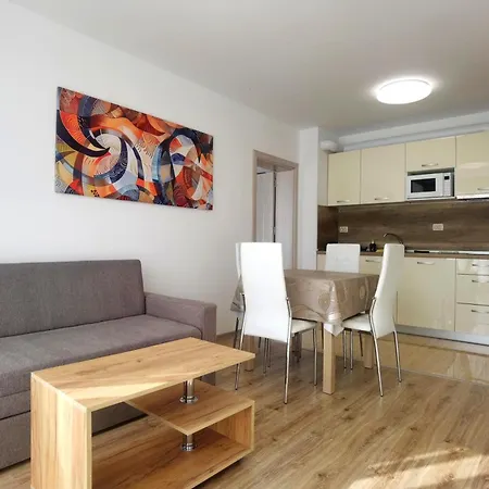 Cabacum Pleasure Beachfront - 50m To And Pool Apartahotel Varna